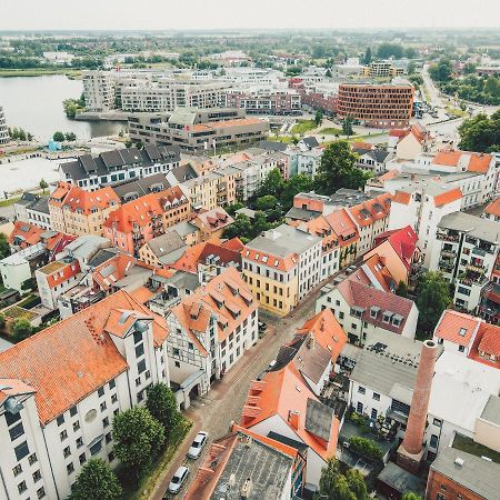 Lieblingsapartment No.10 Mit 2 Schlafzimmern Und Eigener Terrasse Rostock Bagian luar foto