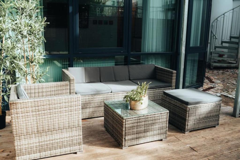 Lieblingsapartment No.10 Mit 2 Schlafzimmern Und Eigener Terrasse Rostock Bagian luar foto
