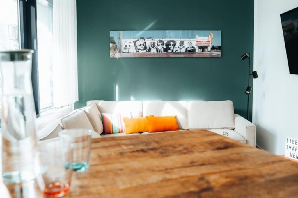 Lieblingsapartment No.10 Mit 2 Schlafzimmern Und Eigener Terrasse Rostock Bagian luar foto